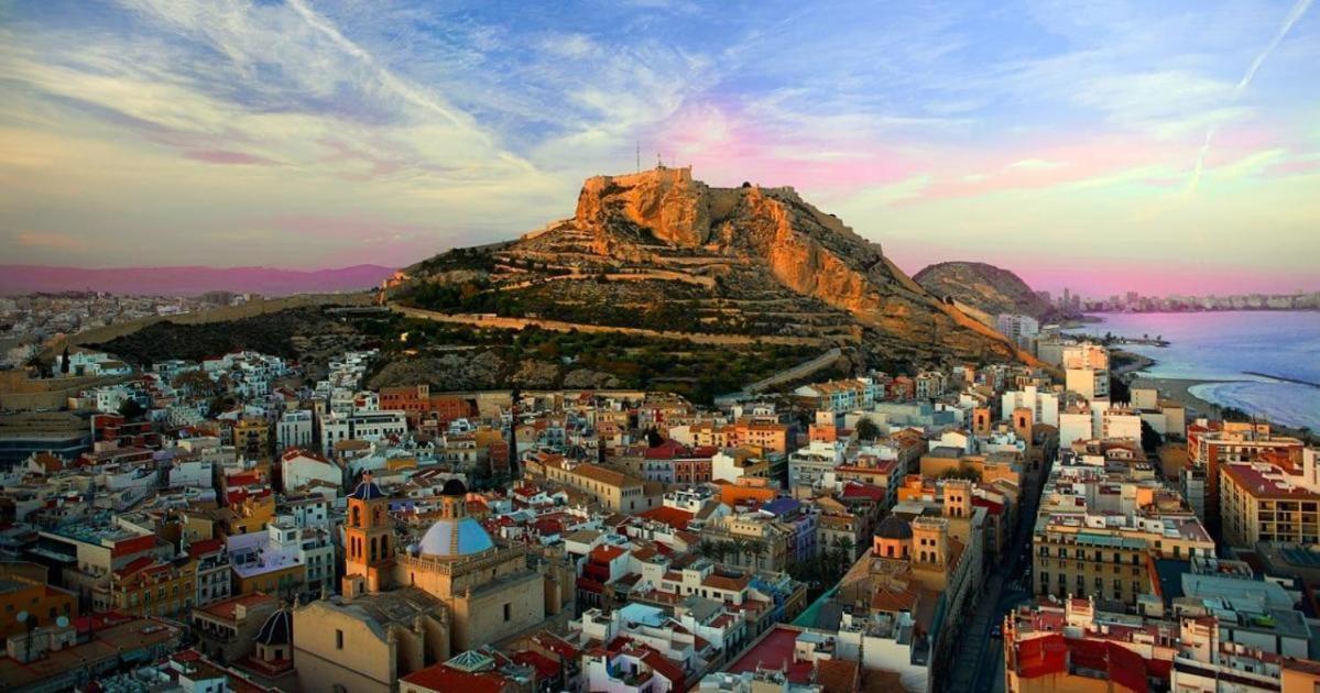 Estupendo Loft Plaza De Toros Apartment Alicante Bagian luar foto